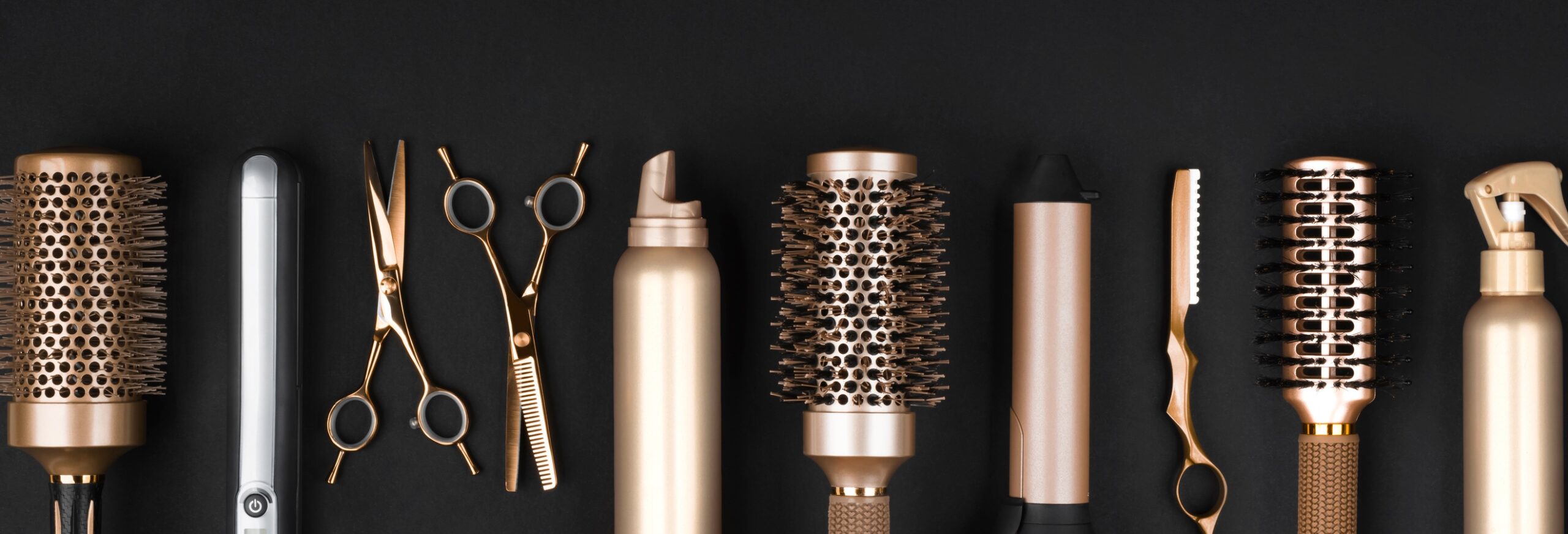 Collection,Of,Professional,Hair,Dresser,Tools,Arranged,On,Dark,Background